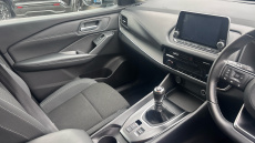 Nissan Qashqai 1.3 DiG-T MH Acenta Premium 5dr Petrol Hatchback